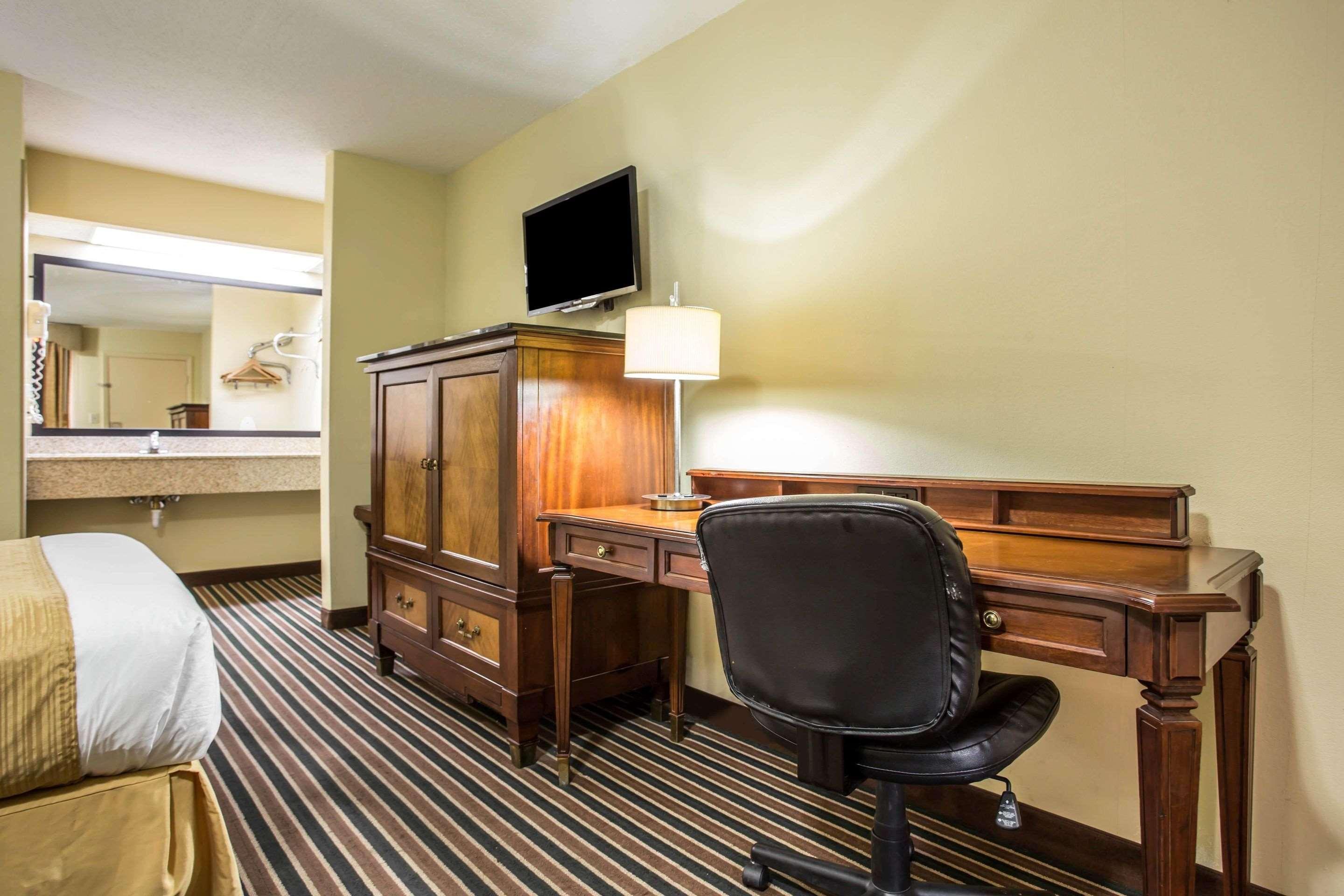 Quality Inn Kings Mountain Exteriör bild